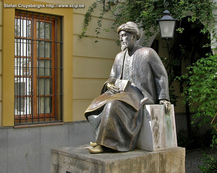 Cordoba - Maimonides Statue of Maimonides, a great jewish filosopher, scientist and physician. Born in Cordoba, afterwards moved to Fes, he became the court physician of Saladdin and he died in Cairo in 1204. Stefan Cruysberghs